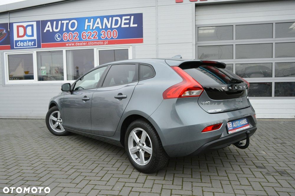 Volvo V40 D2 Geartronic Kinetic - 9