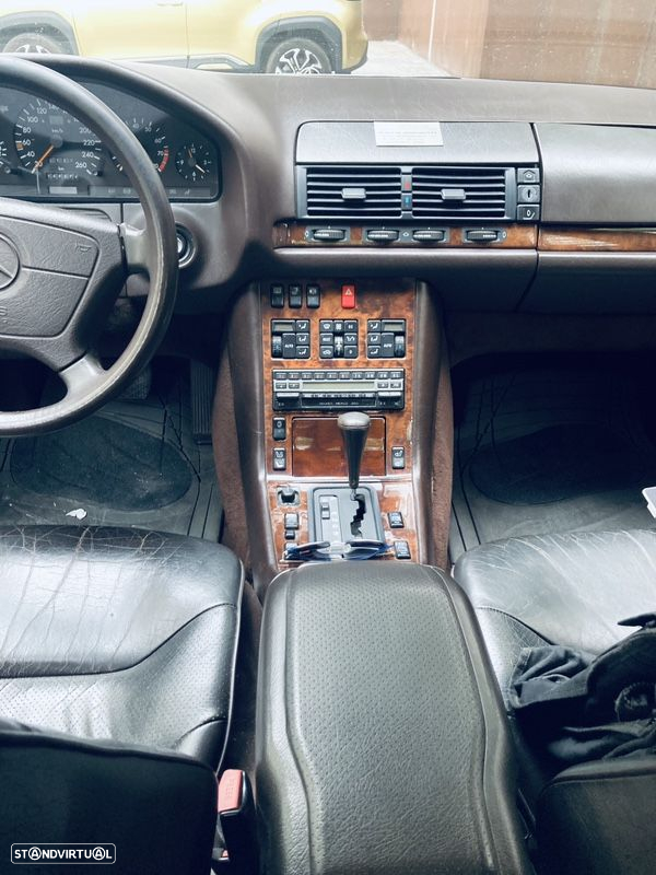 Mercedes-Benz 300 SE - 9