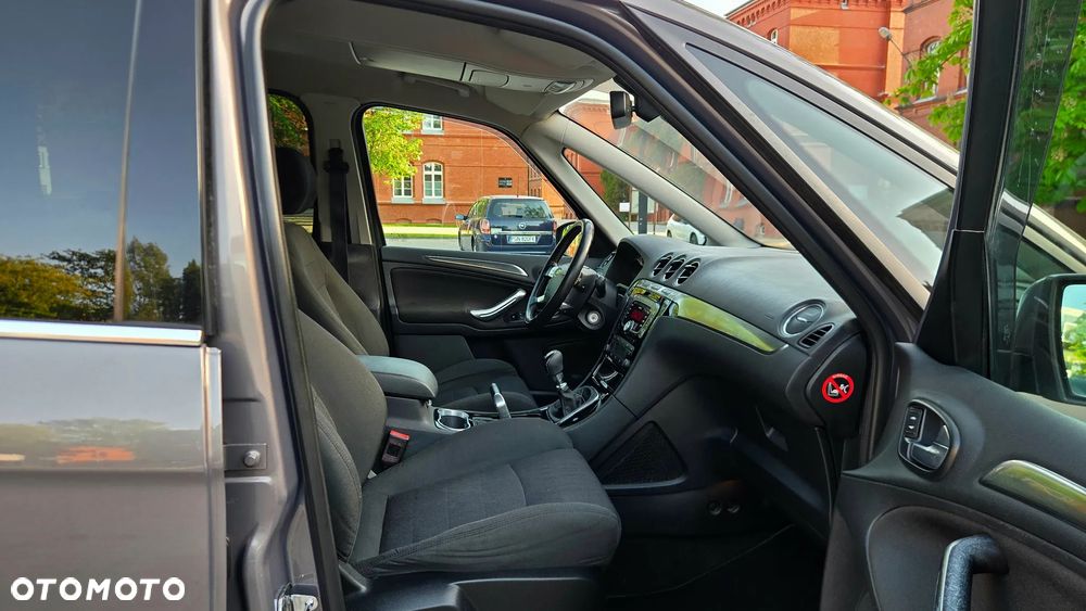 Ford Galaxy 2.0 TDCi Titanium - 24