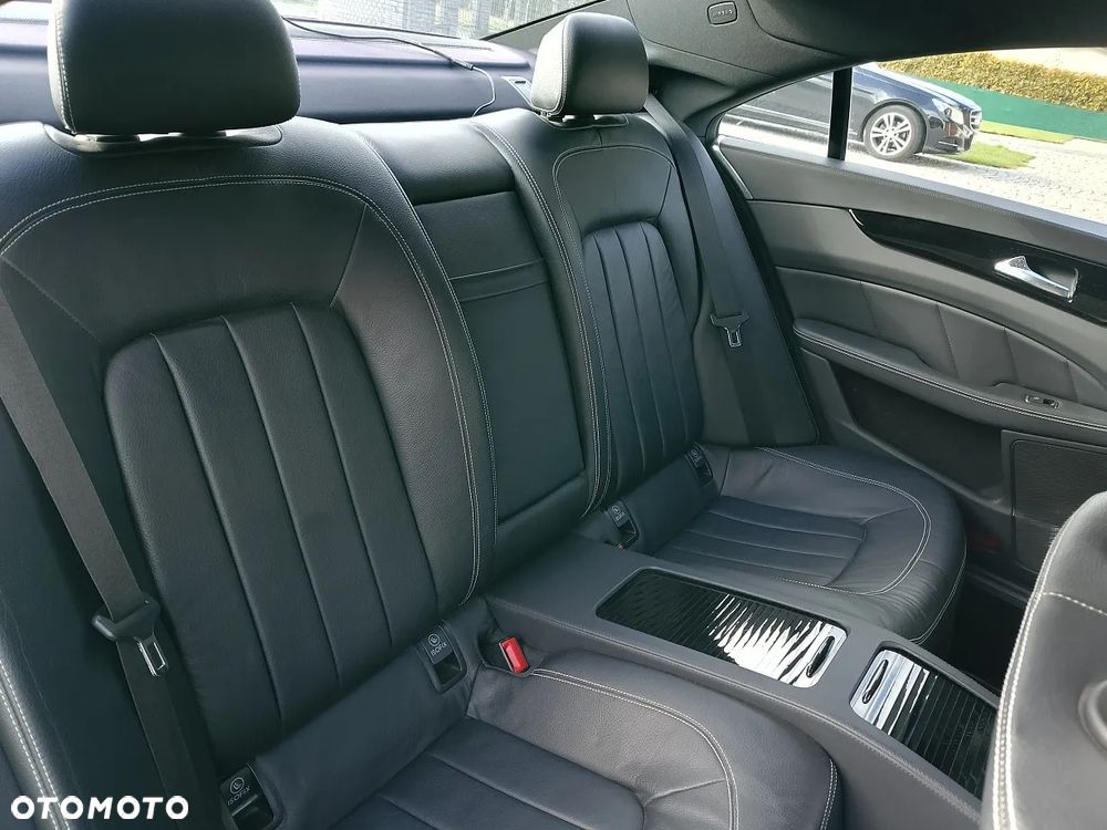 Mercedes-Benz CLS 500 BlueEff - 9