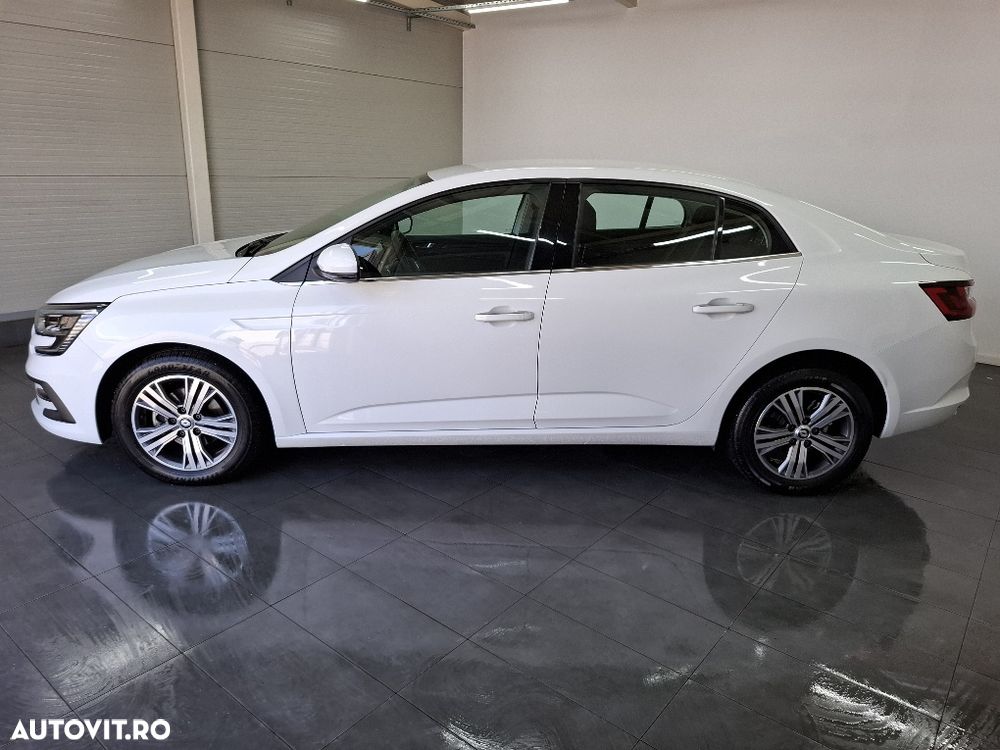 Renault Megane TCE 140 Equilibre - 8