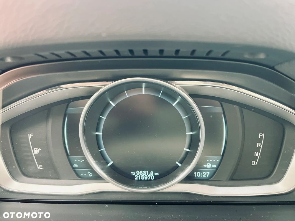 Volvo XC 70 D5 AWD Dynamic Summum - 11