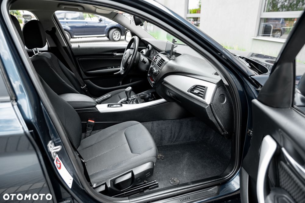 BMW Seria 1 116d EfficientDynamics - 25