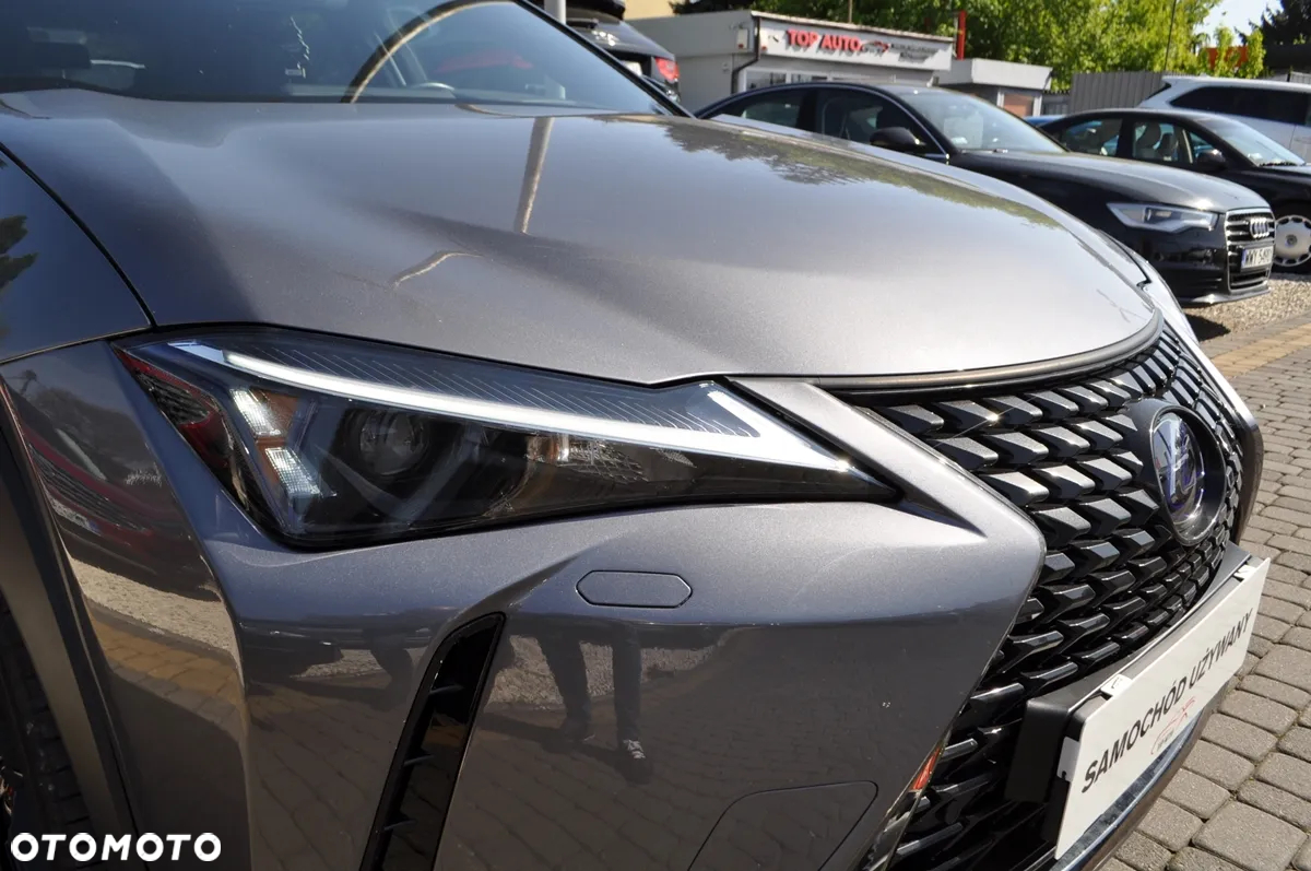 Lexus UX 250h GPF F Impression 2WD - 9