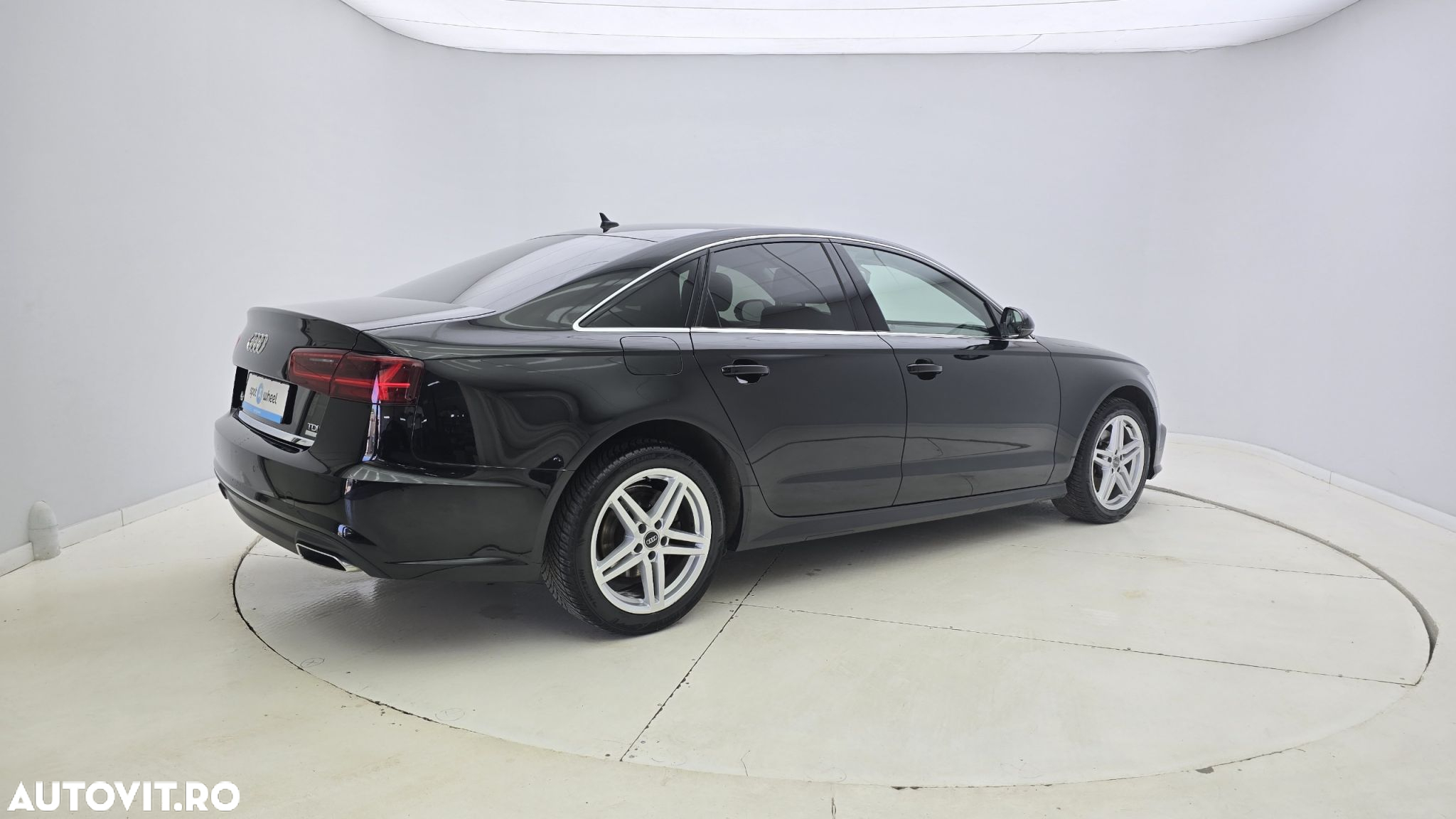 Audi A6 2.0 TDI Ultra S tronic - 6