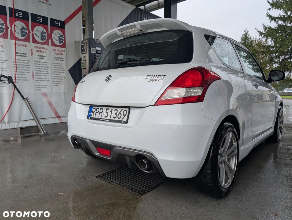 Suzuki Swift 1.6 Sport - 12
