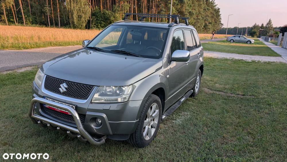 Suzuki Grand Vitara 2.0 De Luxe - 11