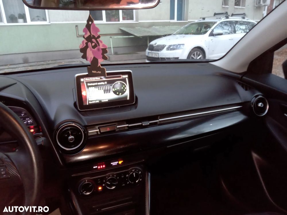 Mazda 2 SKYACTIV-D 105 Exclusive-Line - 12