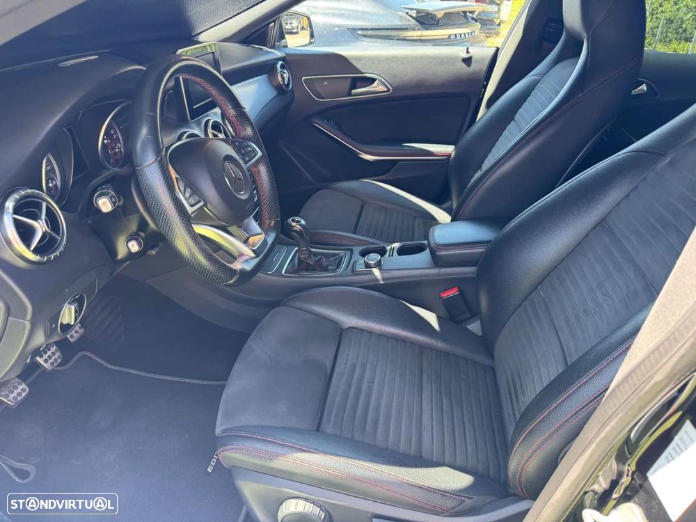 Mercedes-Benz CLA 180 d Shooting Brake AMG Line - 38