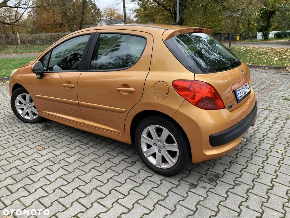 Peugeot 207 120 Automatik Premium - 13