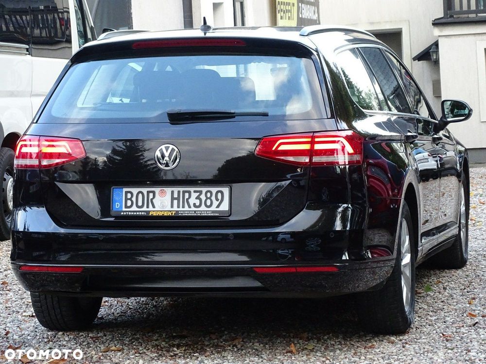 Volkswagen Passat - 9
