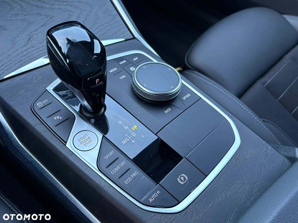 BMW Seria 3 320d xDrive Advantage sport - 15