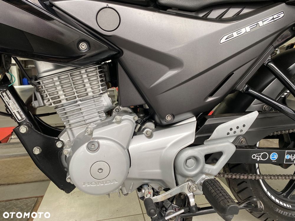 Honda CBF - 9