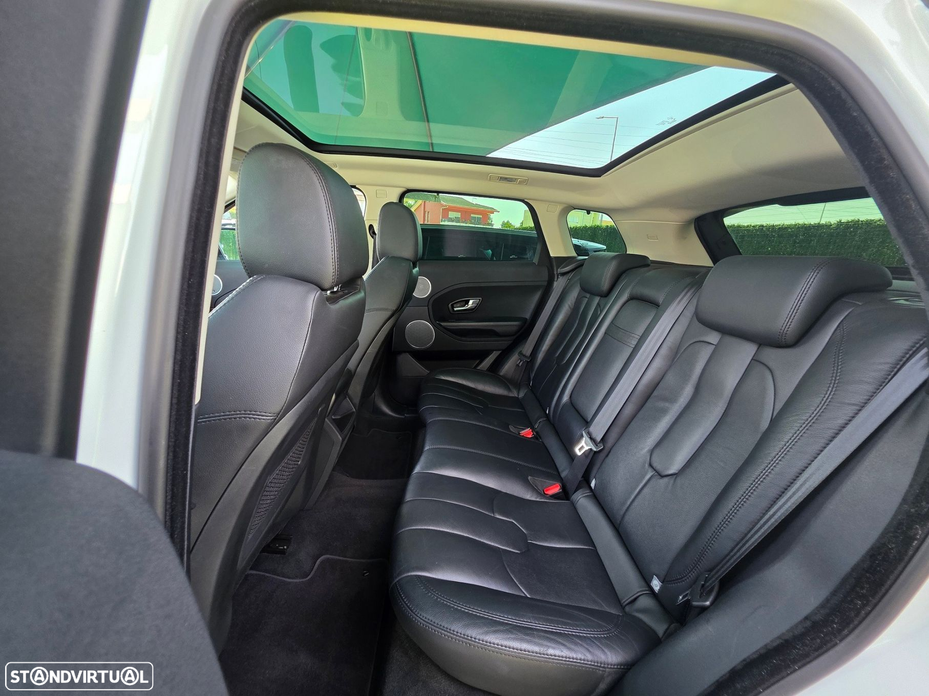 Land Rover Range Rover Evoque 2.2 eD4 Pure - 18