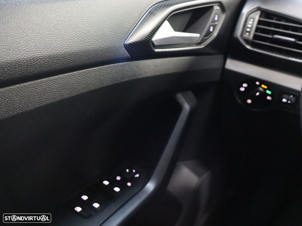 VW T-Cross 1.0 TSI Life - 15