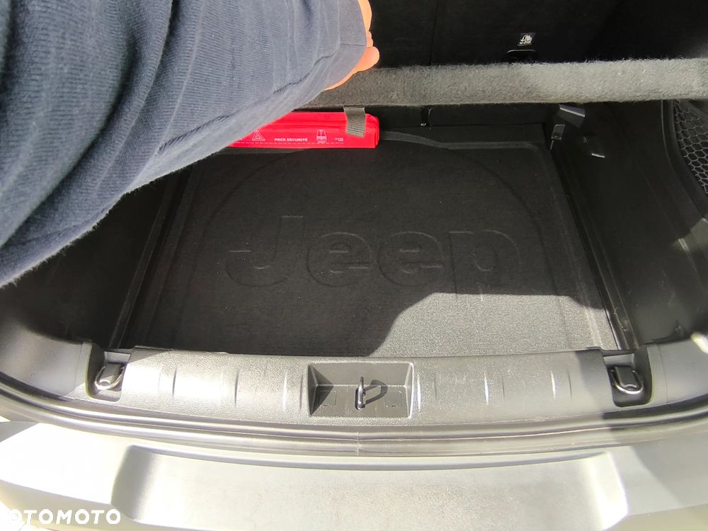 Jeep Renegade 1.4 MultiAir Longitude FWD S&S - 26