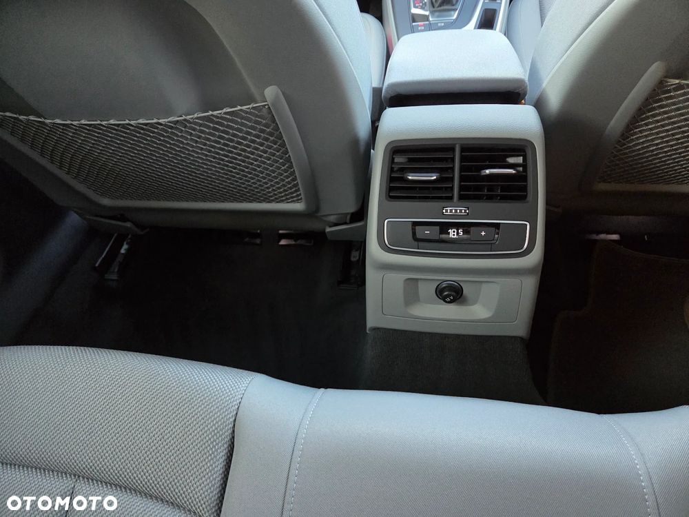 Audi A4 Avant - 12