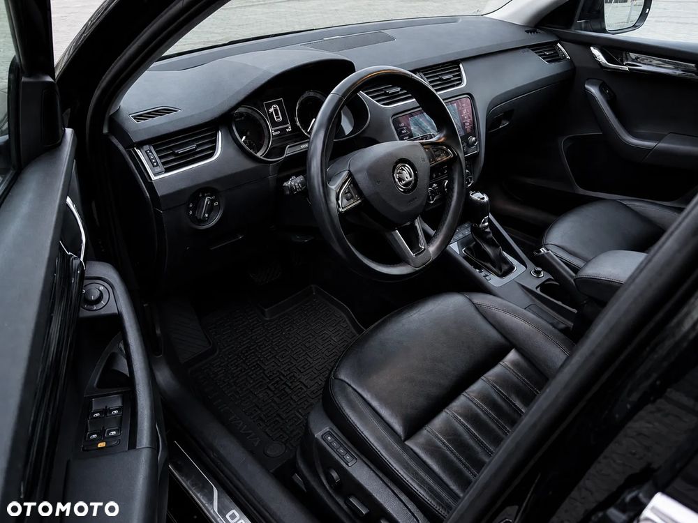 Skoda Octavia 2.0 TDI 4x4 Style DSG - 10
