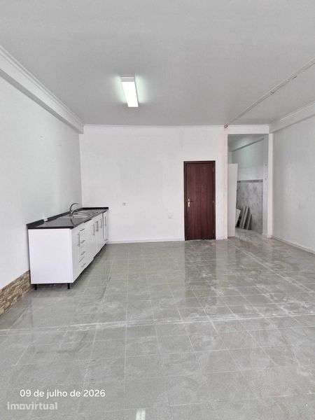 Apartamento t2 à venda na Rua Vaz Monteiro - Grande imagem: 4/6