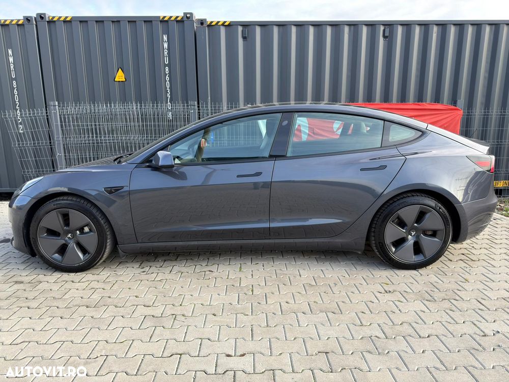 Tesla Model 3 Langstreckenbatterie Allradantrieb Dual Motor - 2