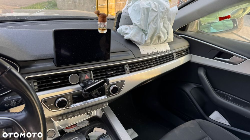Audi A4 Limousine 2.0 TDI - 15