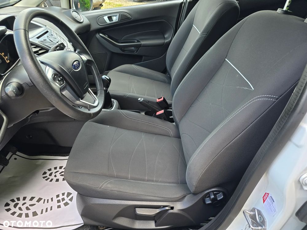 Ford Fiesta 1.25 Champions Edition - 17