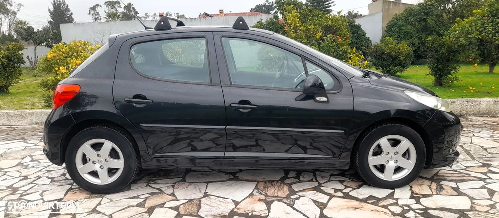 Peugeot 207 1.4 16V Trendy - 9