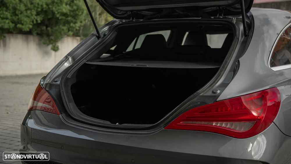 Mercedes-Benz CLA 200 d Shooting Brake AMG Line Aut. - 20
