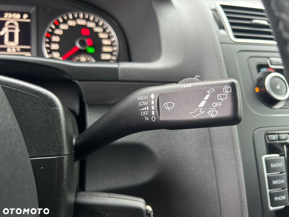 Volkswagen Touran 1.4 TSI Comfortline DSG - 26