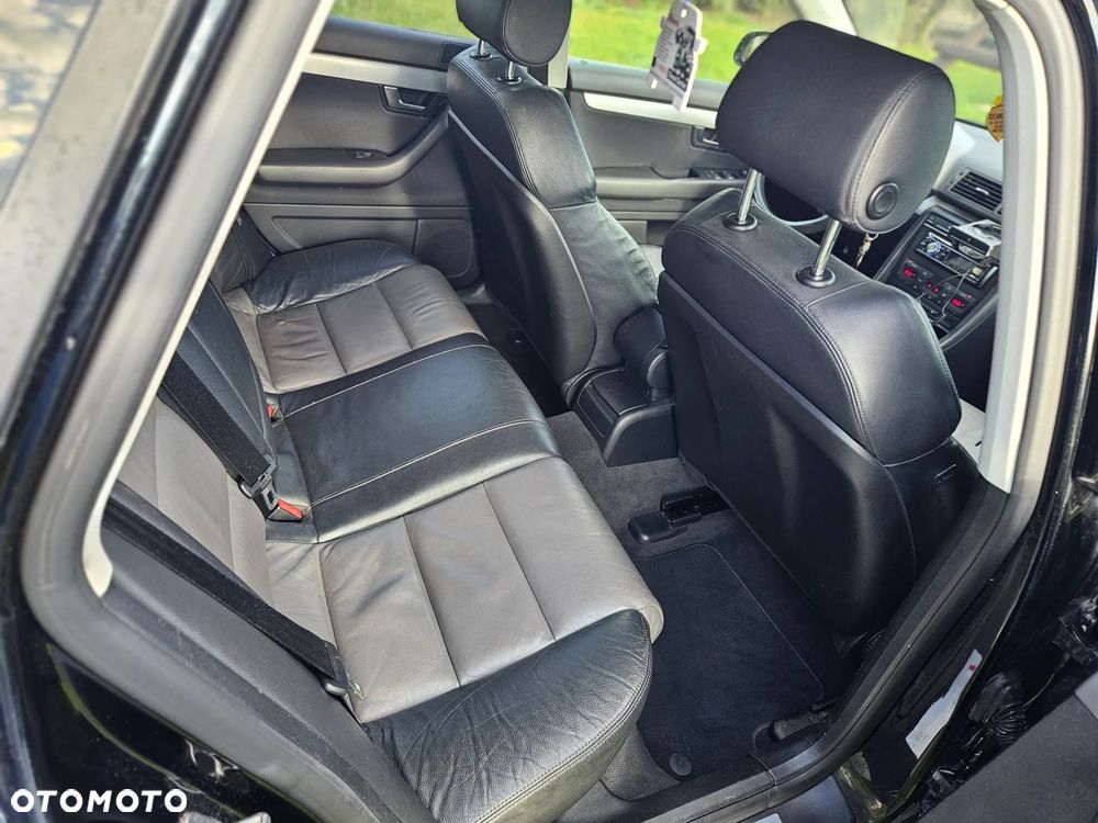 Audi A4 Avant 2.0 TDI DPF quattro - 16