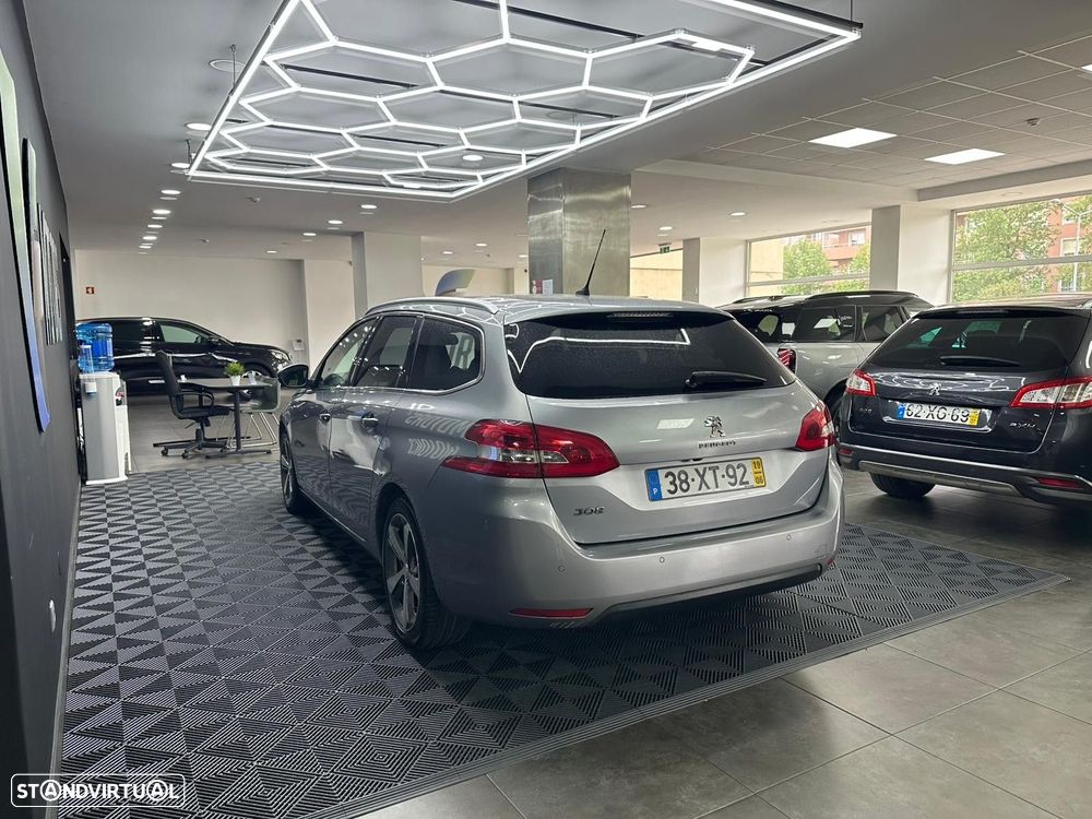 Peugeot 308 SW 1.5 BlueHDi Allure Pack - 11