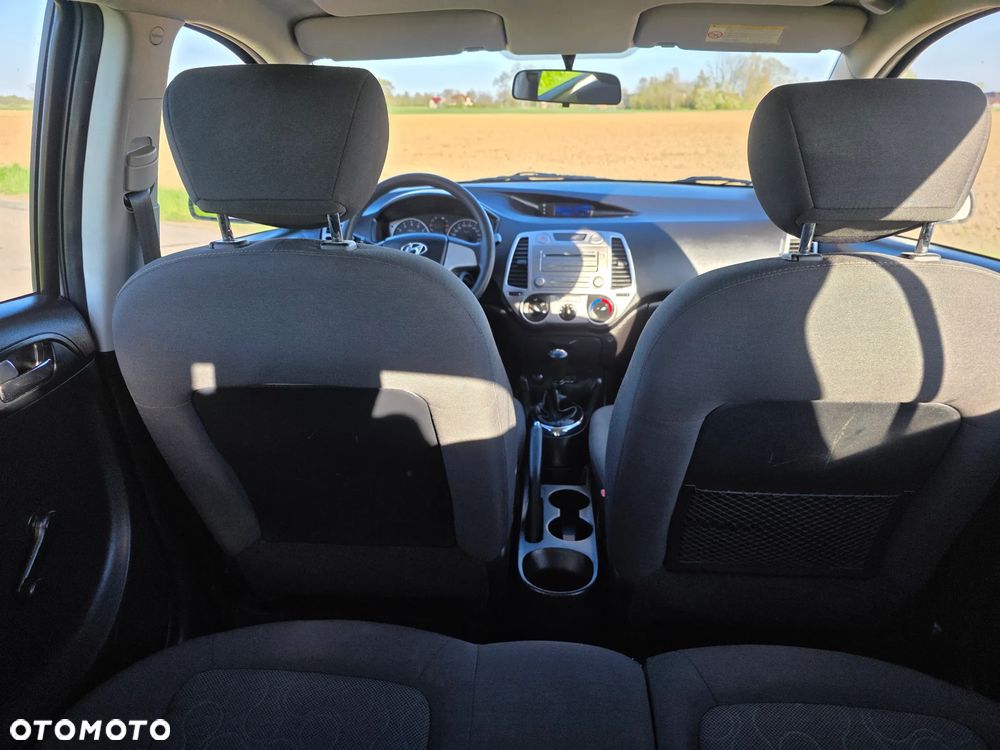 Hyundai i20 - 25