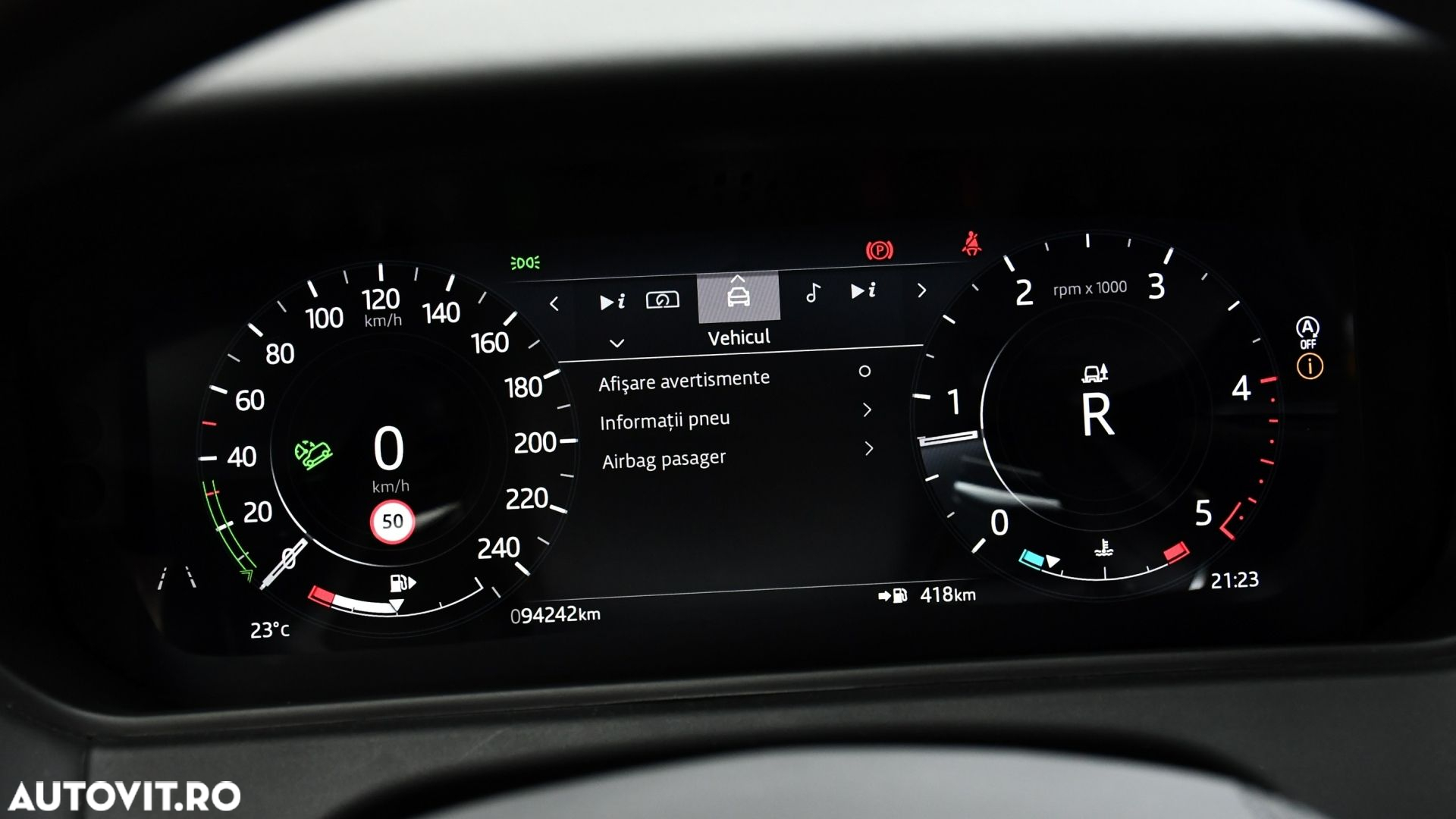 Land Rover Range Rover Velar R-Dynamic 2.0 D200 MHEV SE - 22