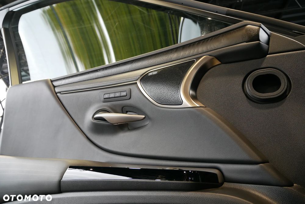 Lexus ES 300h Prestige - 25