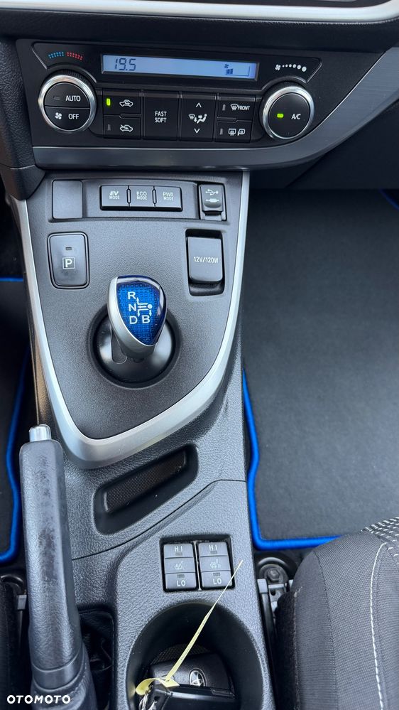 Toyota Auris - 23