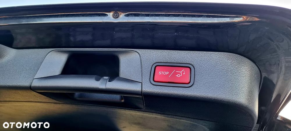 Mercedes-Benz GLB 200 Progressive 7G-DCT - 10