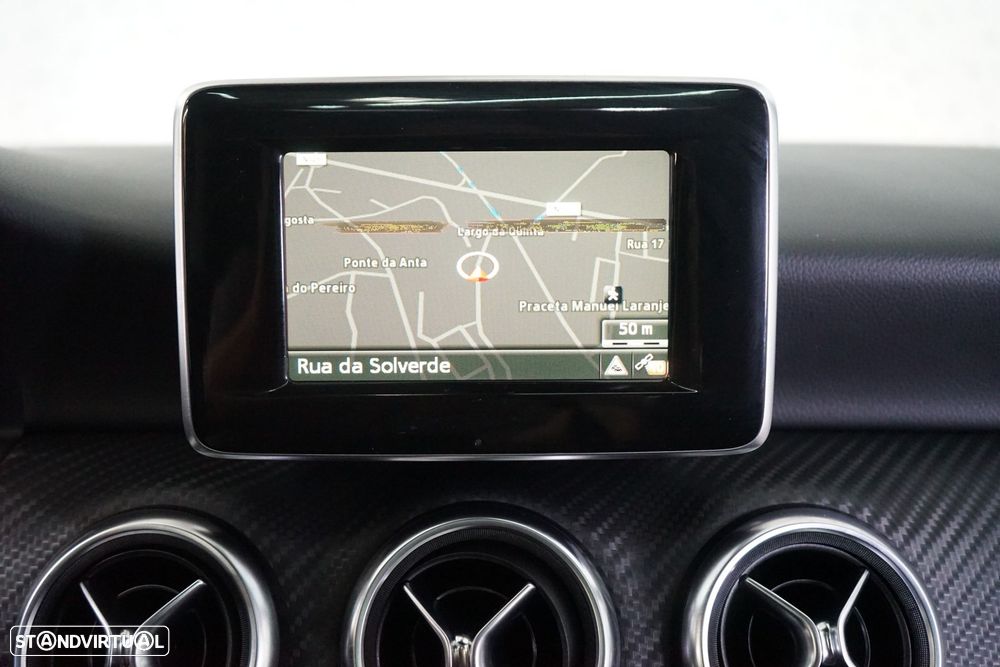 Mercedes-Benz A 180 d AMG Line - 25