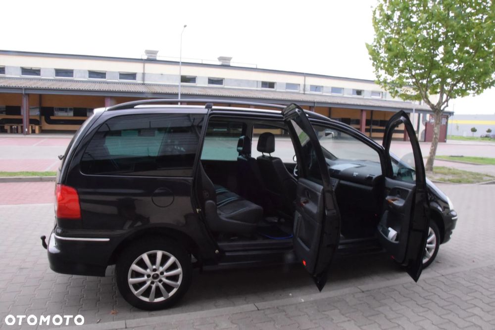Volkswagen Sharan 1.9 TDI Automatik Pacific - 27