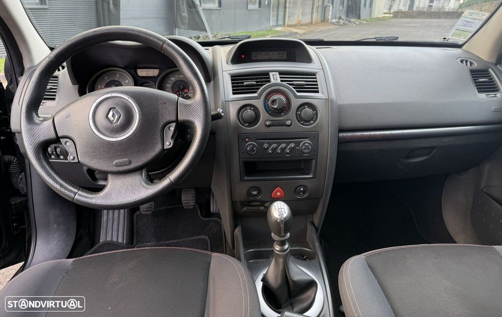 Renault Mégane Break 1.5 dCi Dynamique - 15