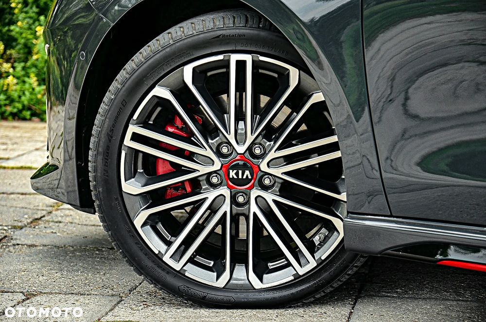 Kia Ceed 1.6 T-GDI DCT7 OPF GT - 18