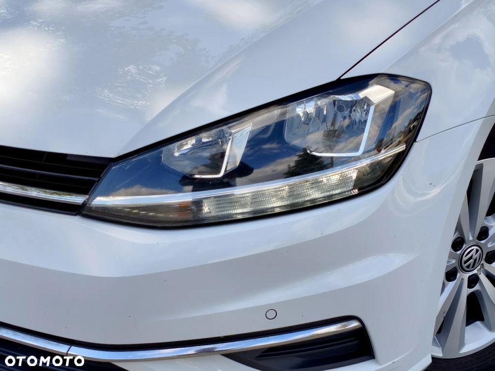 Volkswagen Golf 1.5 TSI BMT Evo Comfortline DSG - 18