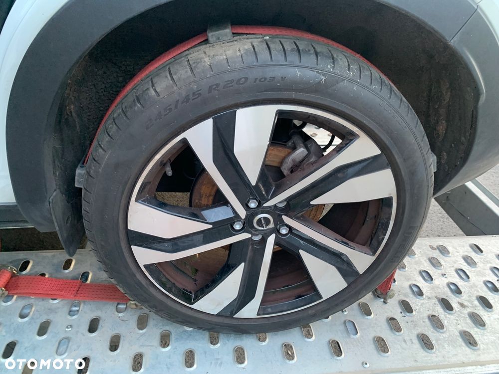 Volvo XC 40 B4 B DKG Ultimate Dark - 15