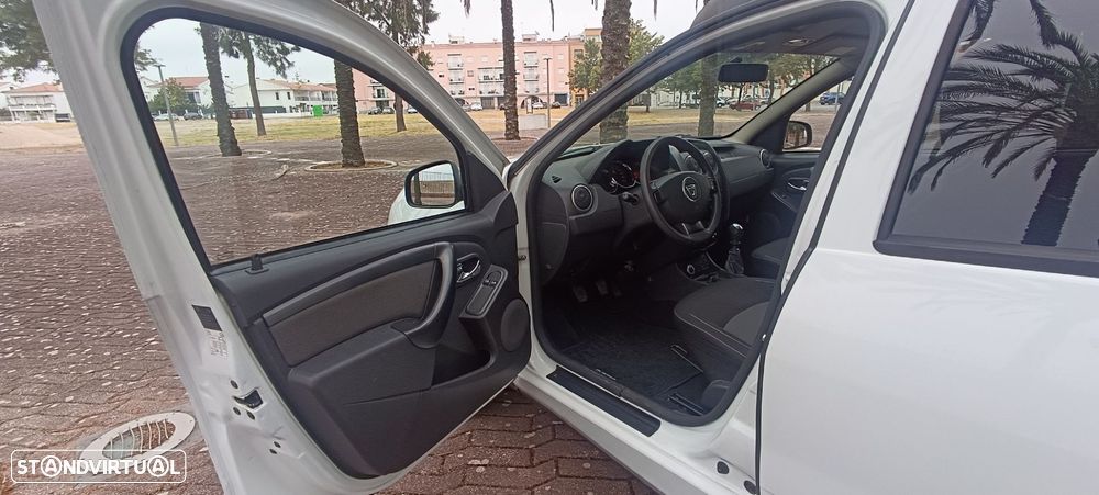 Dacia Duster 1.5 dCi Prestige 4WD - 13