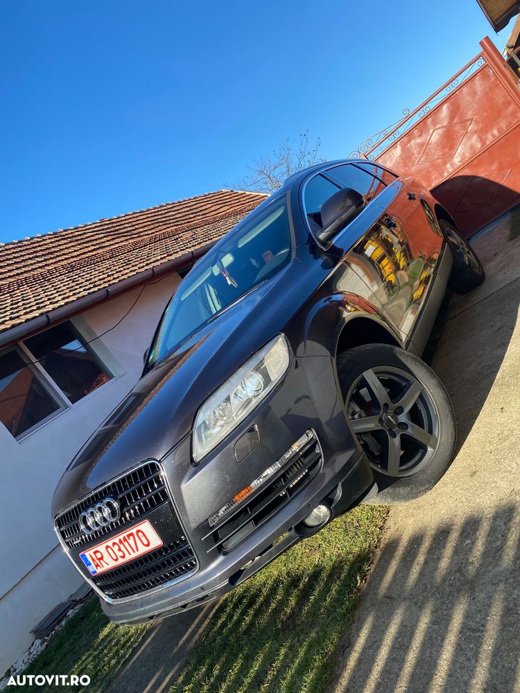 Audi Q7 3.0 TDI DPF clean diesel quattro tiptronic - 10