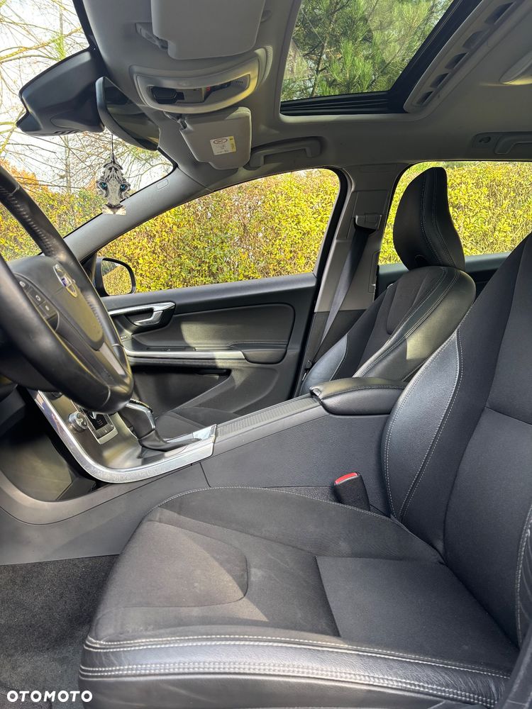 Volvo V60 Diesel Kinetic - 8