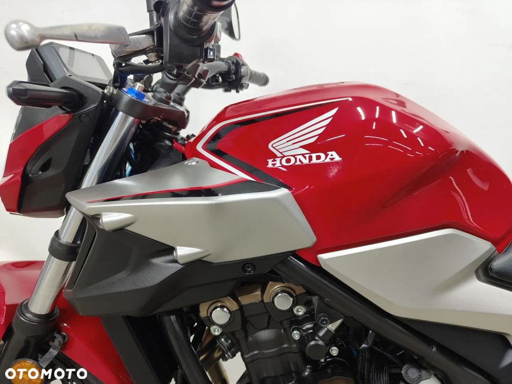 Honda CB - 21