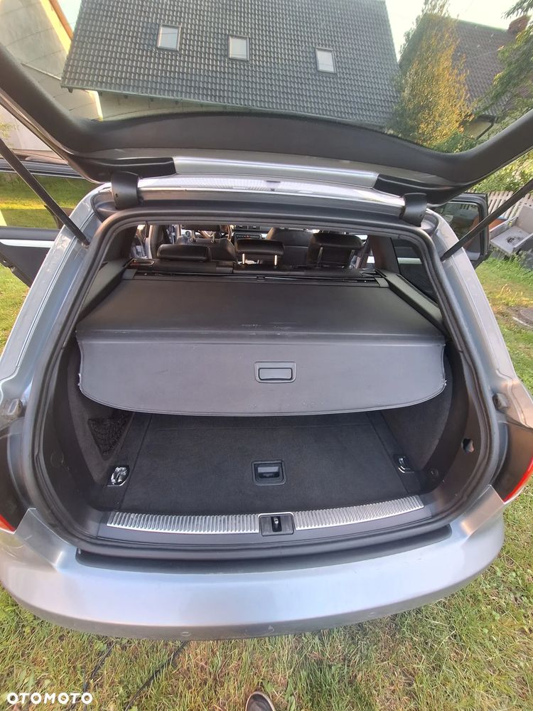 Audi A4 Avant 2.0 TDI - 10