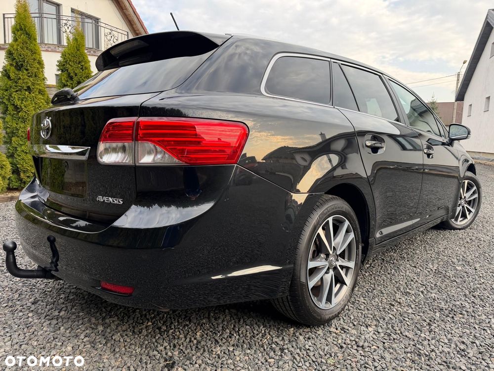 Toyota Avensis 1.8 Executive - 5