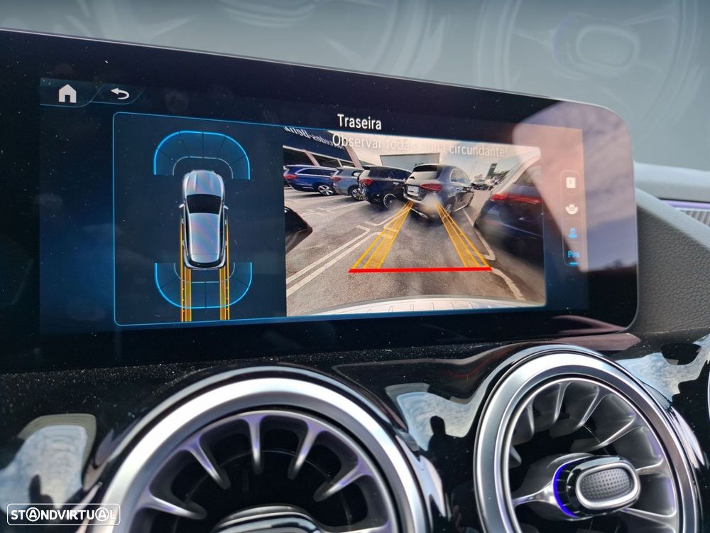 Mercedes-Benz GLA 180 d AMG Line - 26