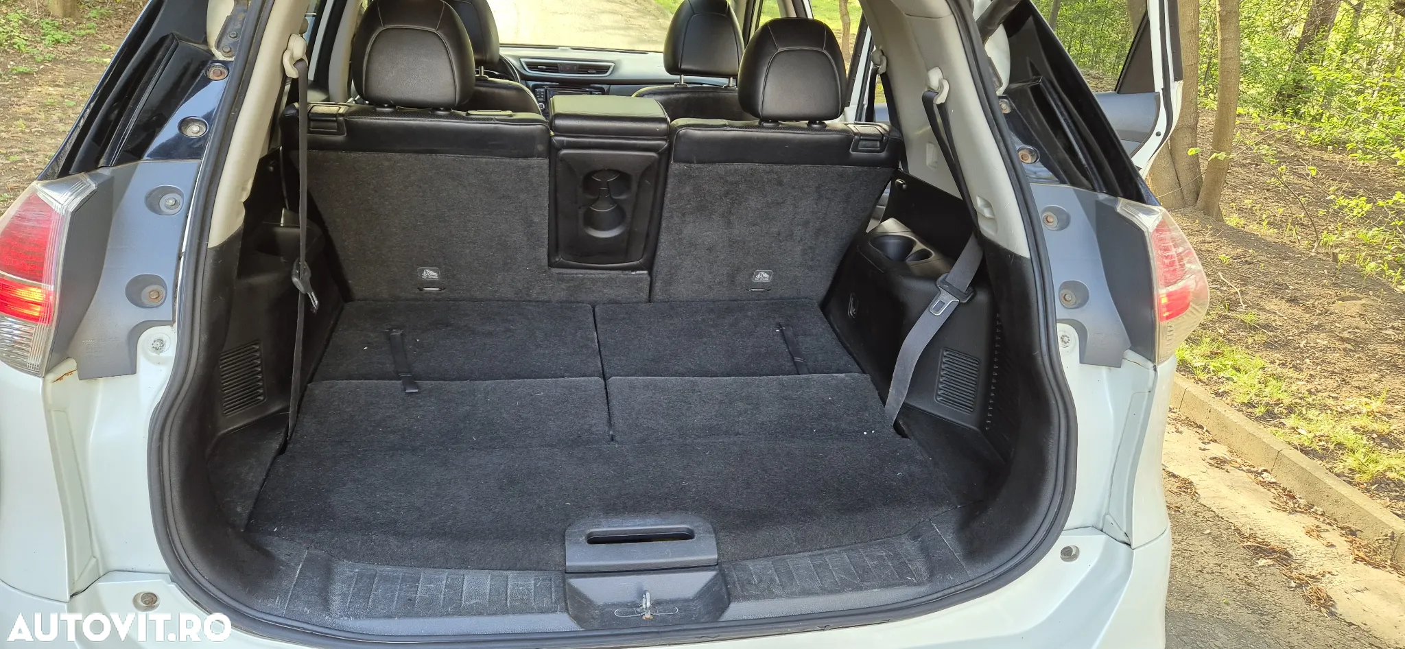 Nissan X-Trail 1.6 dCi ALL-MODE 4x4i Tekna - 36